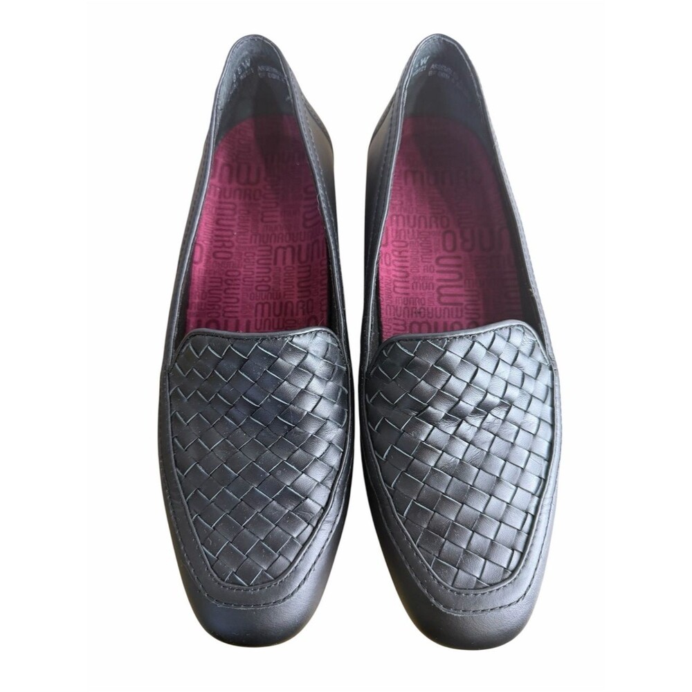 Munro Karter Woven Loafers size 8.5W Black Leather Flats Comfort Shoes